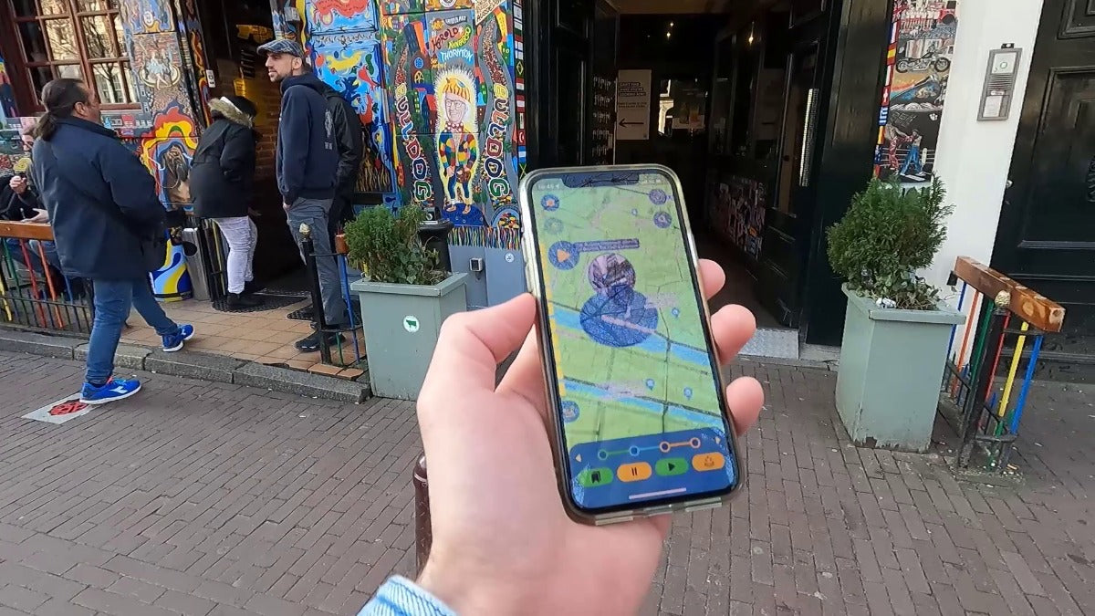 Coffeeshop Walking Tour by Hunter's Smartphone App Walking Tour